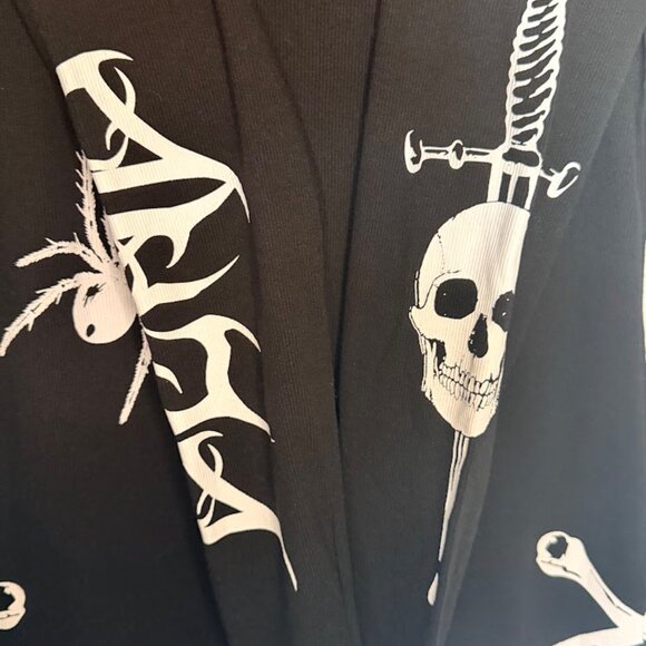 Bones Dagger Spider Long-Sleeve Lounge Romper - Picture 4 of 6